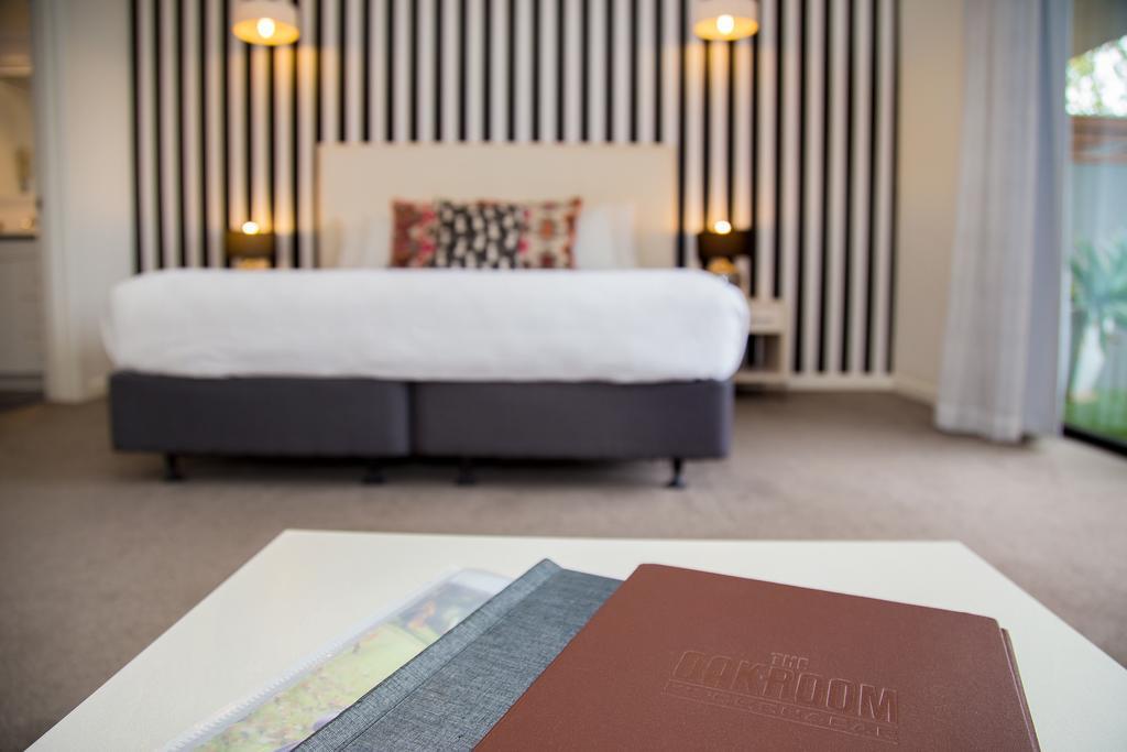 Townhouse Hotel Вага Вага Екстериор снимка