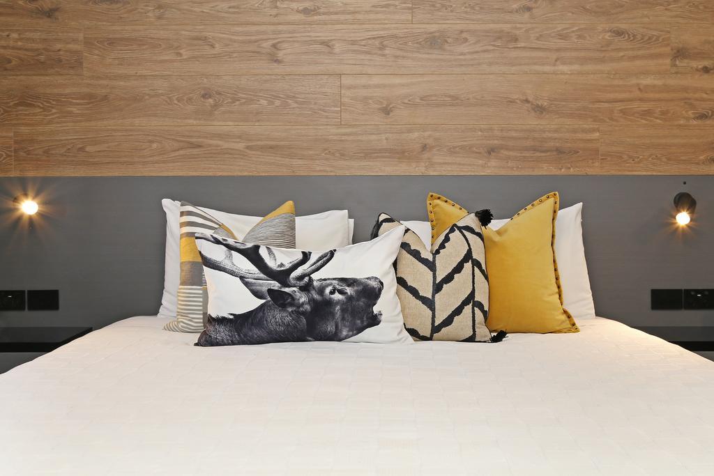 Townhouse Hotel Вага Вага Екстериор снимка