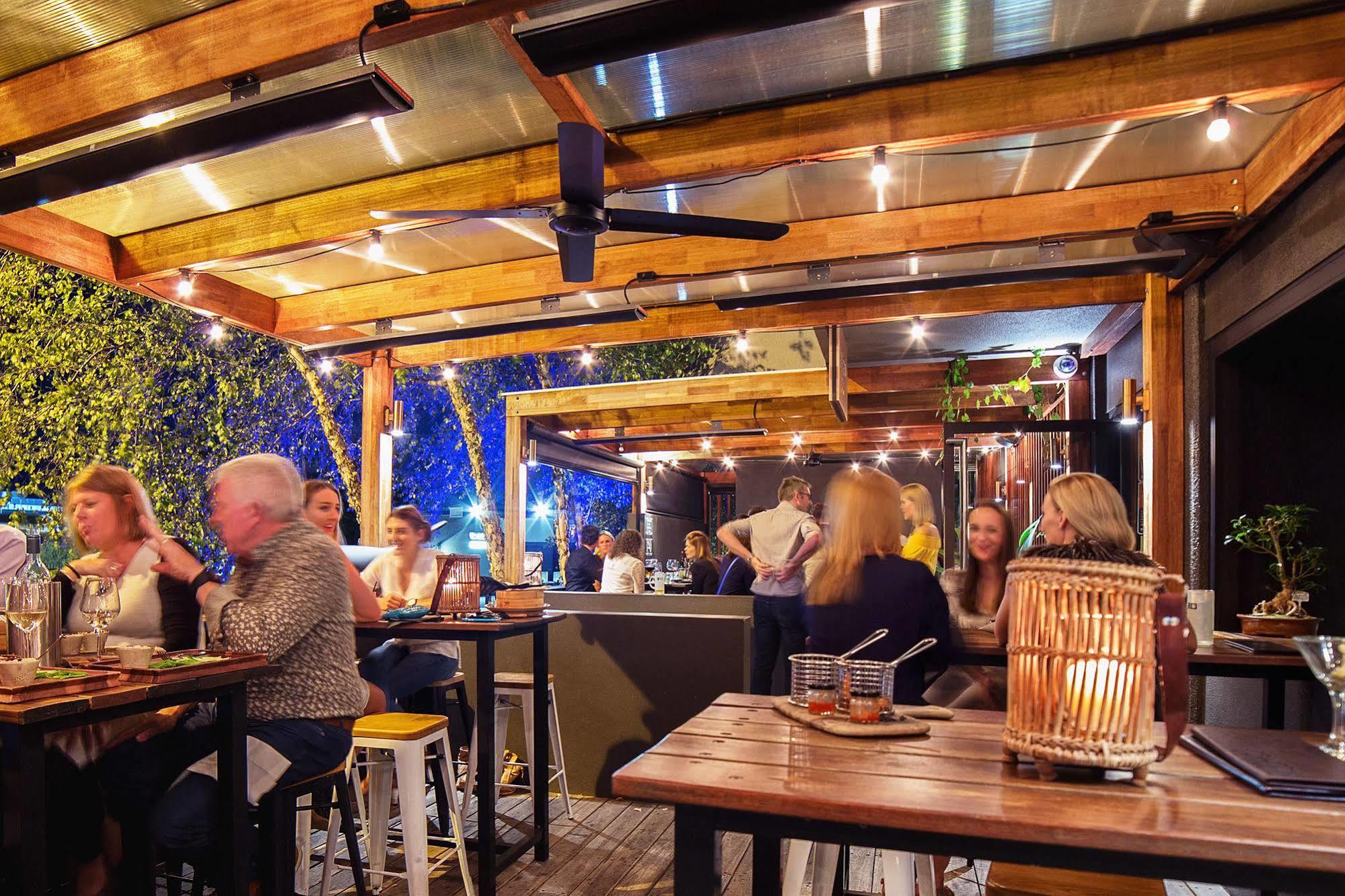 Townhouse Hotel Вага Вага Екстериор снимка